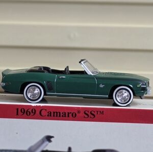 2001 Readers Digest Die Cast 1969 Camaro Toy Car